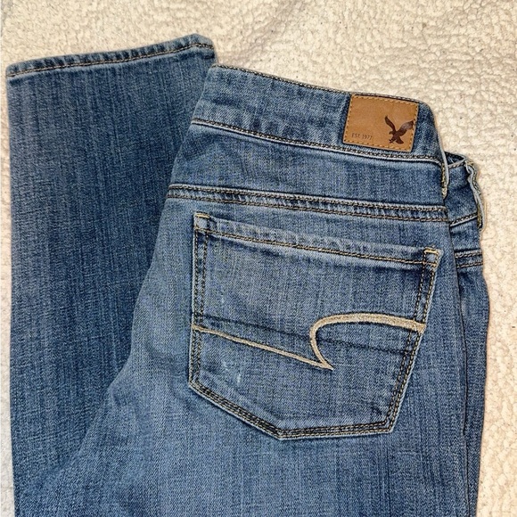 American Eagle Outfitters Denim - American Eagle Skinny Stretch Distressed Jeans size 8 regular waist